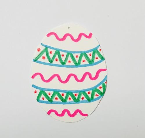 White-egg-pink-green-zigzag-IMG 3736